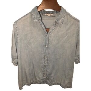 Jane and Delancy Anthropology Wash Chambray Short Sleeve Pearl Button Up